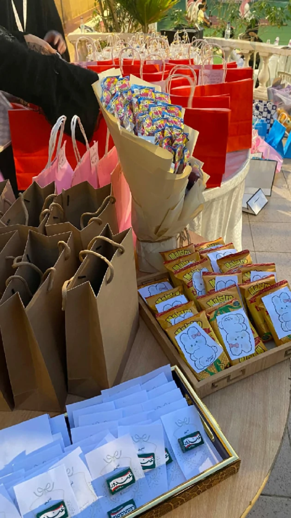 111111-576x1024 فرحة يتيم وسعادته.. لا تُقدّر بثمن