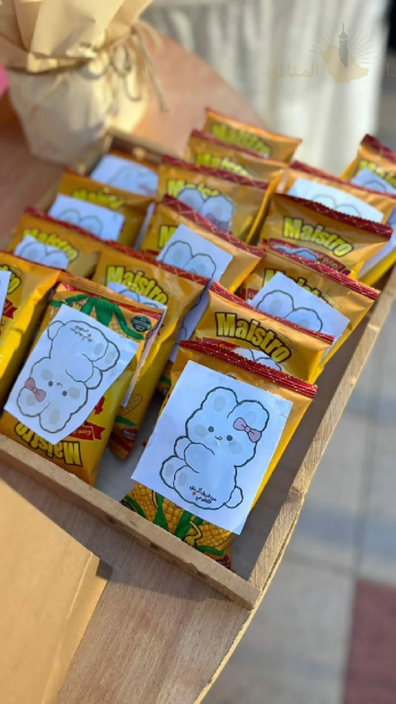 111211-576x1024 فرحة يتيم وسعادته.. لا تُقدّر بثمن