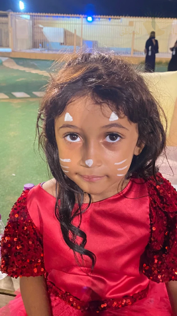 11811-576x1024 فرحة يتيم وسعادته.. لا تُقدّر بثمن