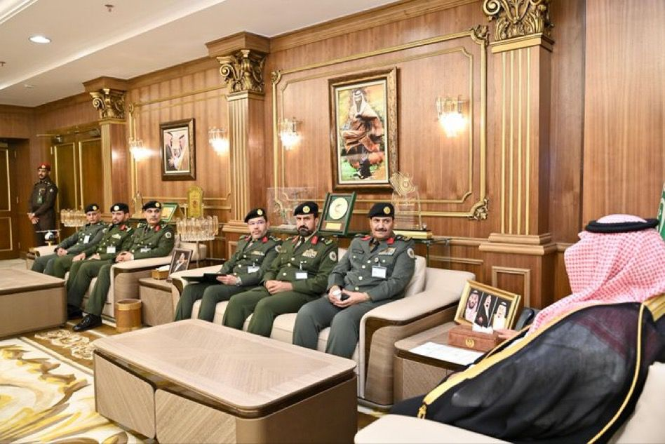 87000 أمير جازان يطّلع على برامج إصلاحية في سجون المنطق