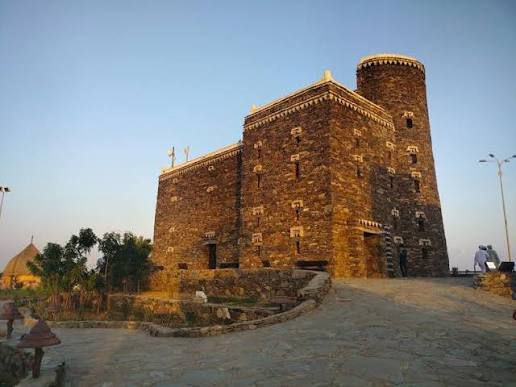 99399 قرية تراث جازان.. حين يتحدث الزمان بلسان البحر والجبل