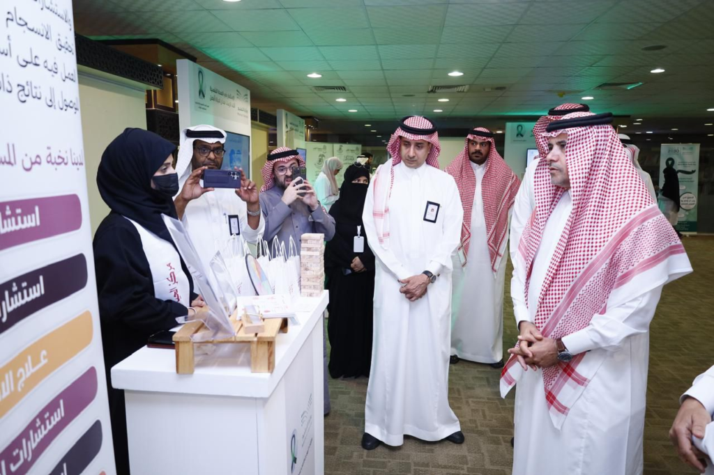 338533-1024x682 تعليم مكة ينظم المعرض المصاحب لملتقى الصحة النفسية