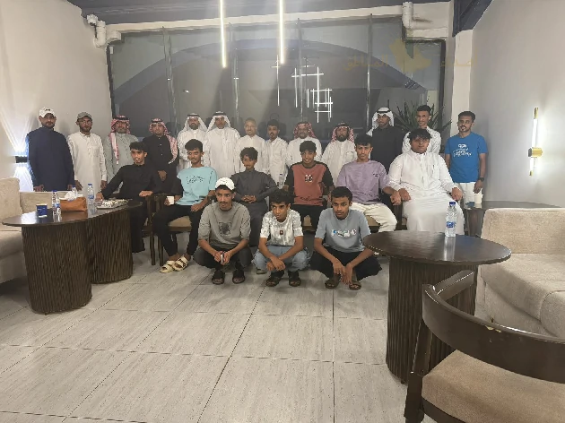 4405 صوتٌ شاب يروي حكايته في «نصوص تشبهني»