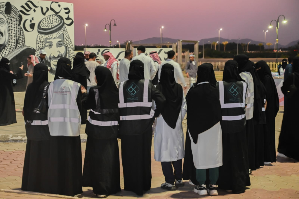 77013-1024x683 التطوع ينير دروب العطاء..  مبادرة فحص صحي مجاني تجمع التطوع بالصحة في يومين من الخير”