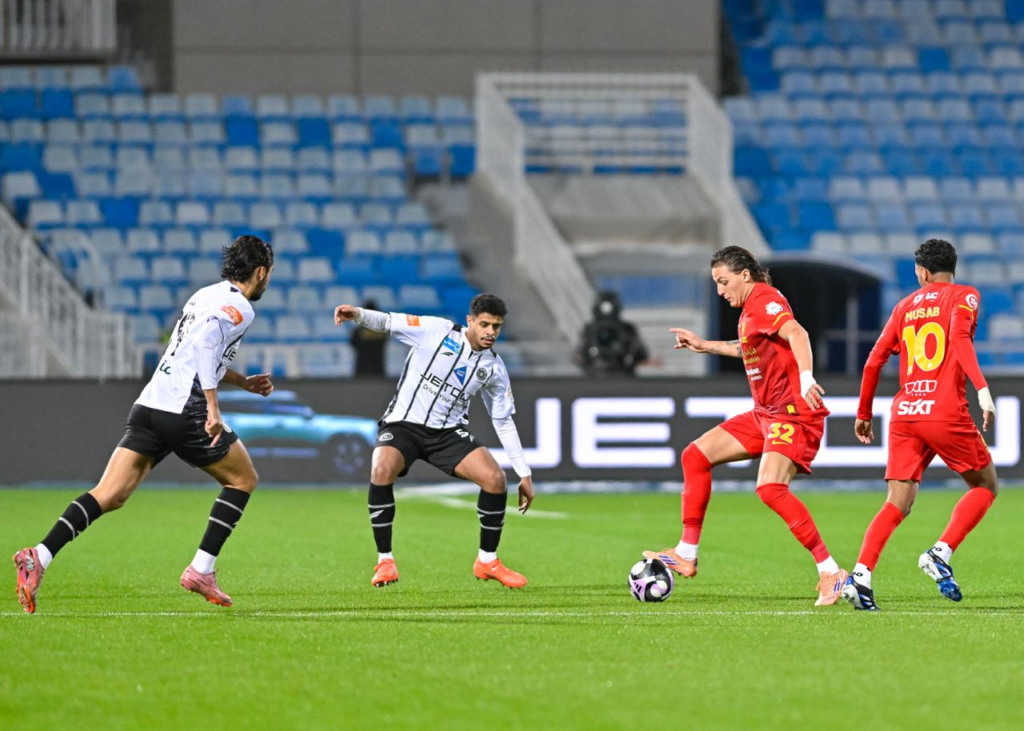 1000433335-1024x731 الشباب يدخل مرحلة الهبوط بعد الخسارة من القادسية بثلاثية