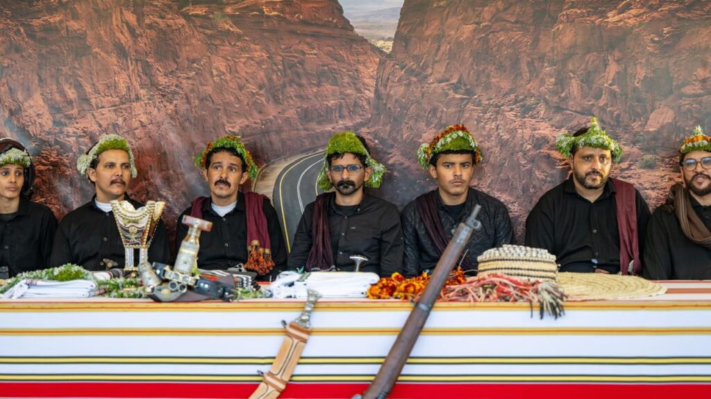 1097-1024x575 الزي الشعبي يثبت حضوره بمهرجان جازان الشتوي2026