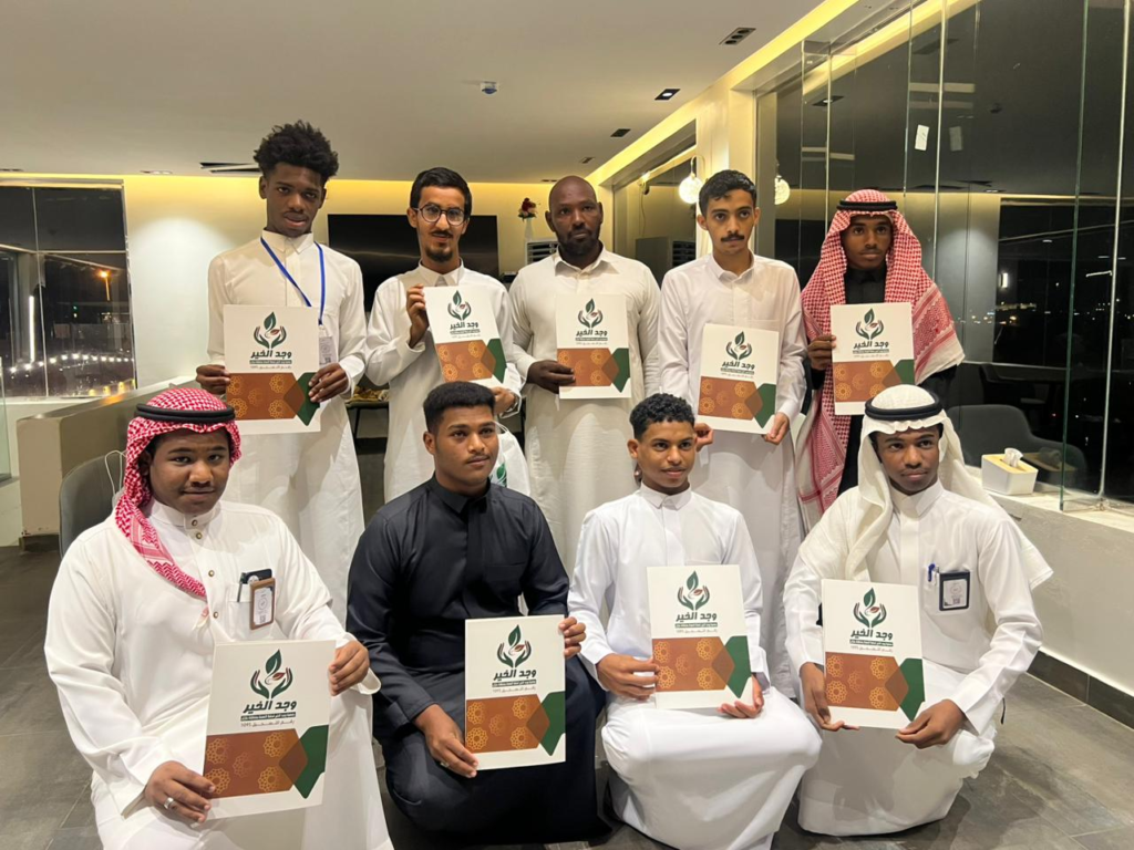 807-1024x768 حين يصنع العطاء المجد