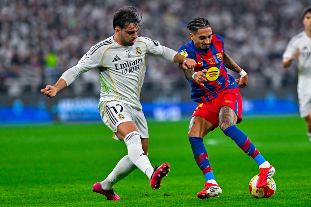 1000450059-1024x683 كلاسيكو الأرض.. برشلونة بطلاً للسوبر الإسباني على حساب ريال مدريد