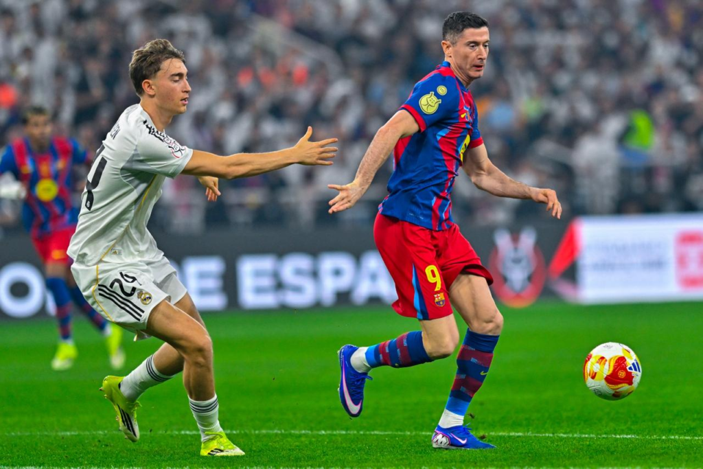 1000450060-1024x683 كلاسيكو الأرض.. برشلونة بطلاً للسوبر الإسباني على حساب ريال مدريد