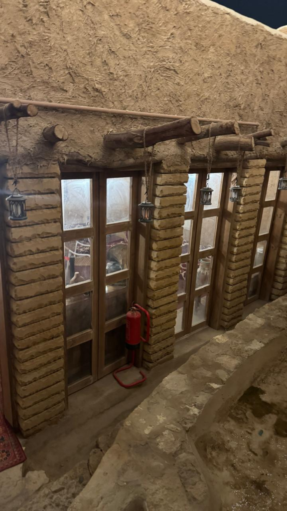 10084-576x1024 صحيفة أصداء المناطق تتجول في قرية بيت عيسى بالرياض