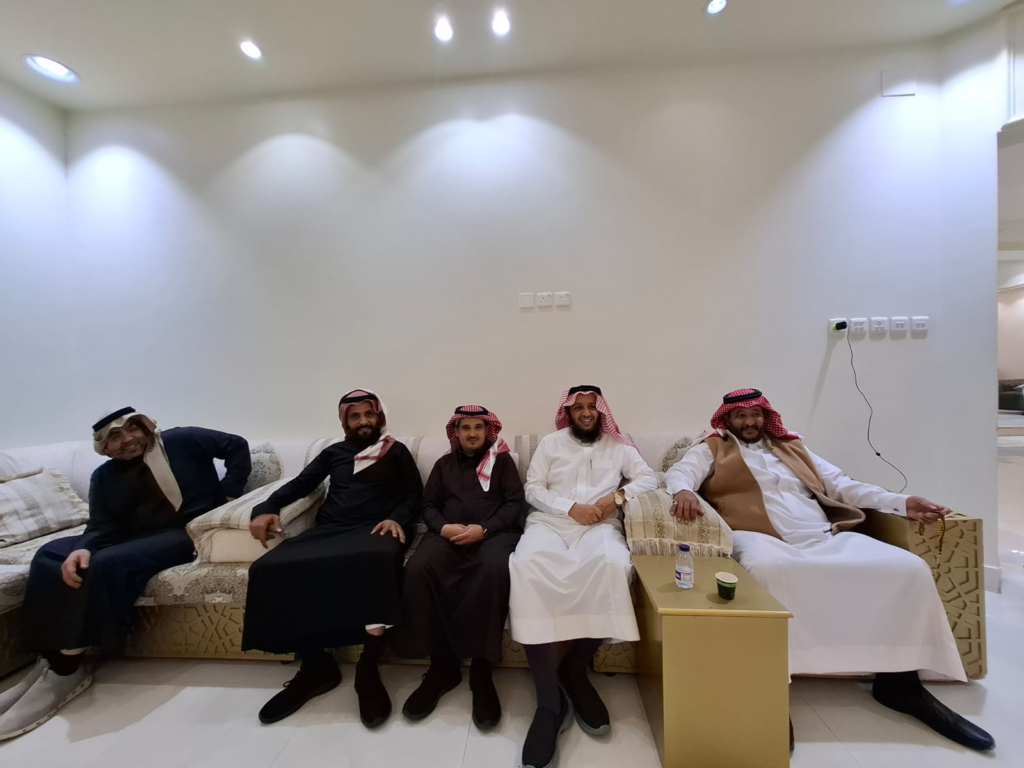 30072-1024x768 وفاء لا يُنسى في تكريم الزملاء من ابناء فيفاء