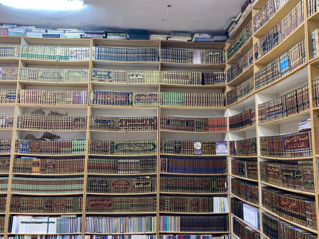 6145-1024x768 من رفوف بسيطة إلى منارة معرفة