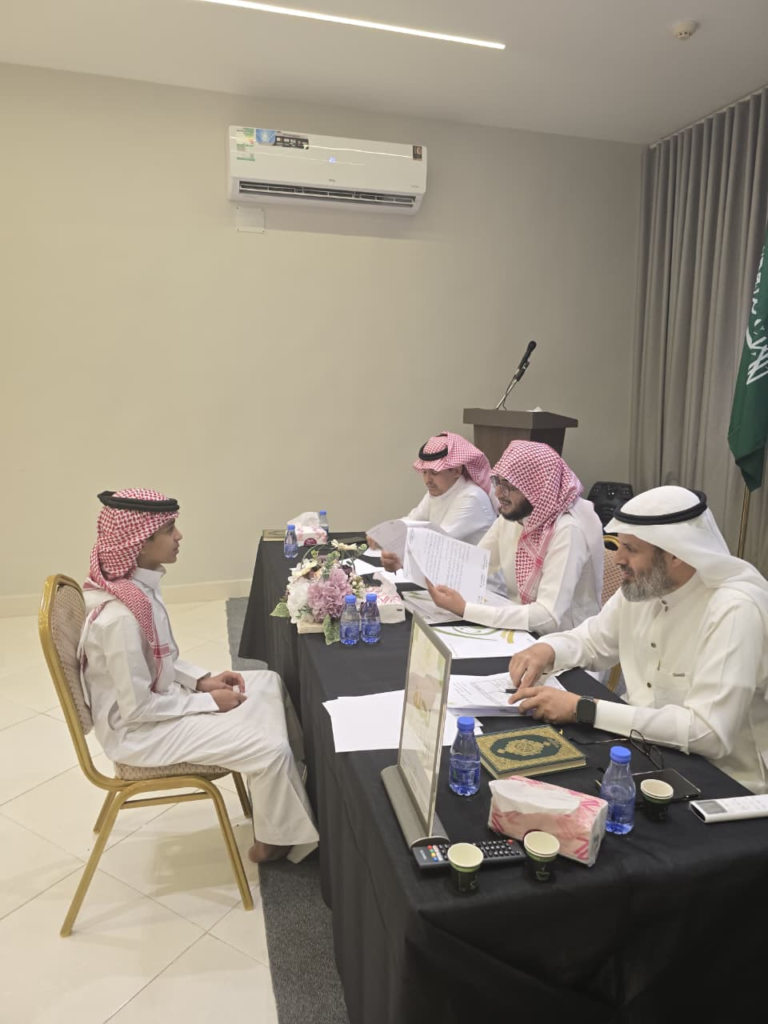 6389-768x1024 بالصور ..جمعية تحفيظ القرآن بفيفاء تنفذ برنامج الماهر