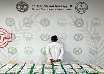 6498 ضربتان أمنيتان موفقة : سقوط مروّجي المخدرات في الجوف وجازان