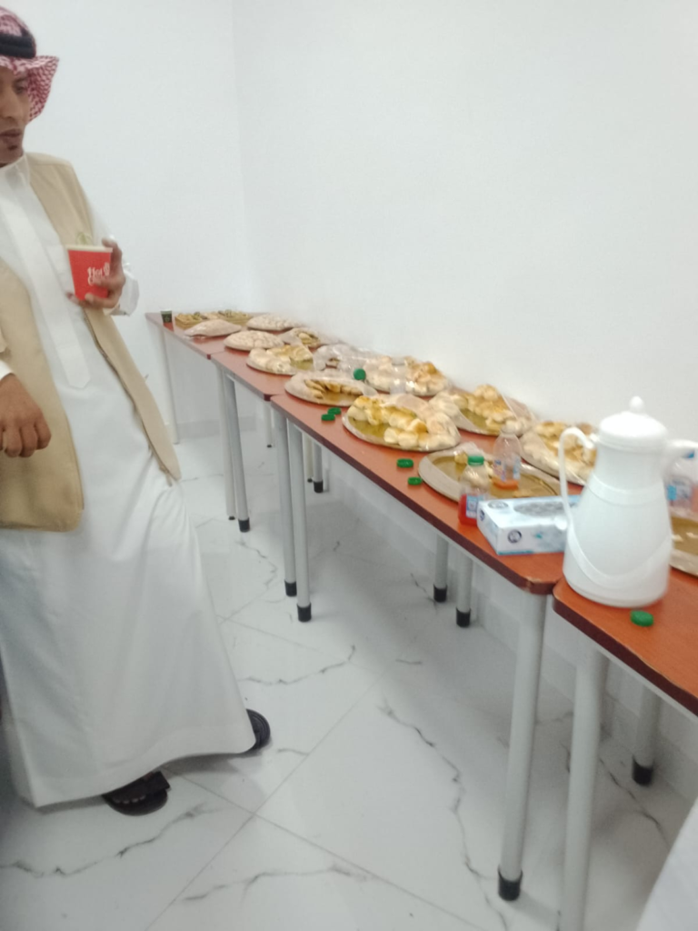 6577-768x1024 قافلة التنمية الرقمية تحطّ رحالها بفيفاء.. خدمات حكومية متكاملة وإقبال لافت