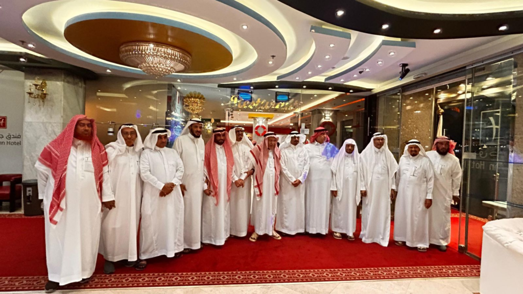 6635-1024x576 لقاءٍ ودي يناقش احتياجات المرحلة القادمة لجمعية المتقاعدين بجازان