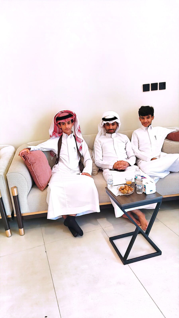 7662-575x1024 محمد الفيفي يحتفل بعقد قرانه وسط أفراح الأهل والأحبة