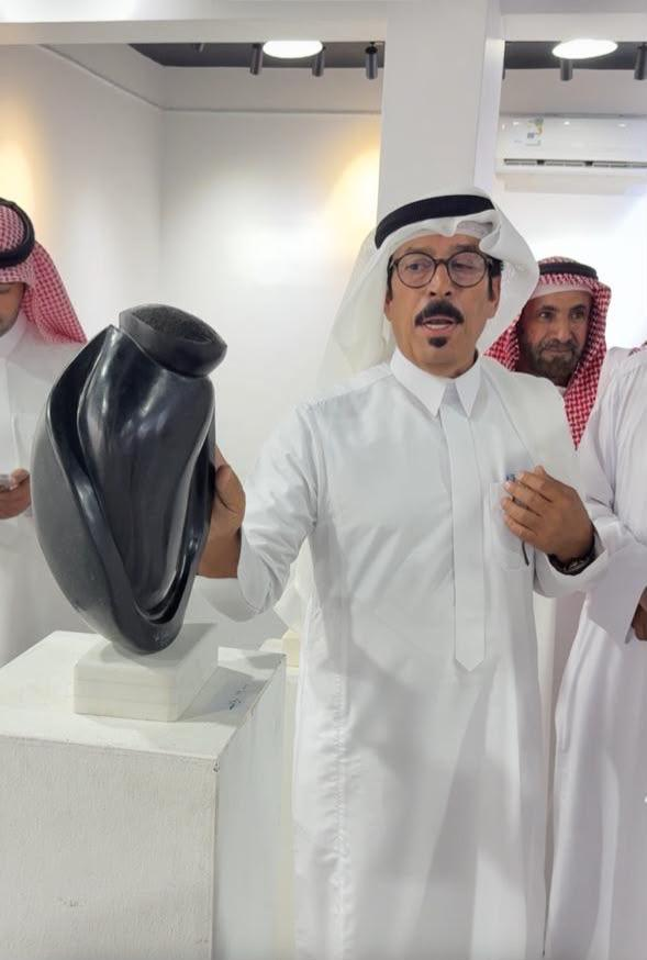 7836 الأزوري يشارك بـ "الميهاف" في الطائف
