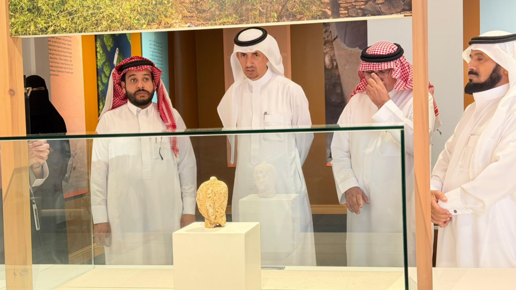 7946-1024x576 مجلس إدارة جمعية تراحيب للتراث والثقافة يزور فرع هيئة التراث بمنطقة جازان