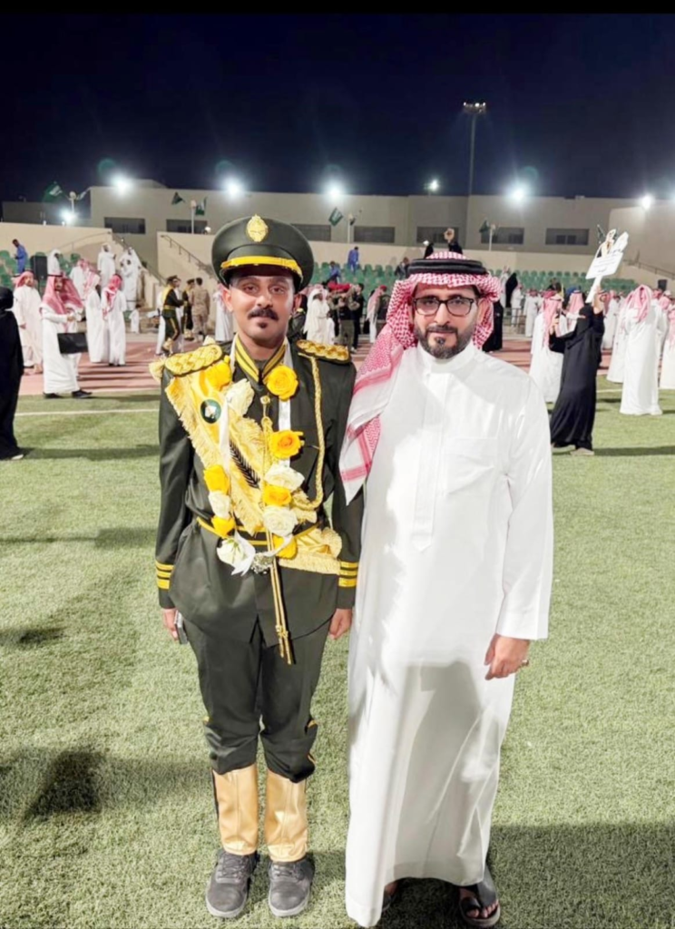 8dc9d03a-aab3-4bd8-971e-e5ce9d31147d-744x1024 أسرة العقيلي تحتفي بتخرج ابنها حسن من معهد الجوازات
