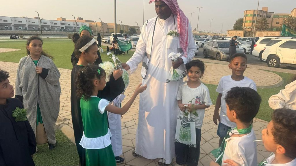 9195-1024x576-1 بيئة القنفذة تحتفي باليوم الوطني السعودي 96 بالشتلات والهدايا