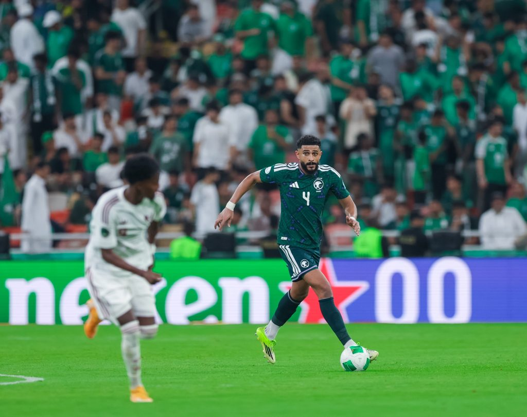 1000810592-1024x810-1 العويس يتجلى في سماء العروس..ويقود الأخضر لنهائي كأس الخليج