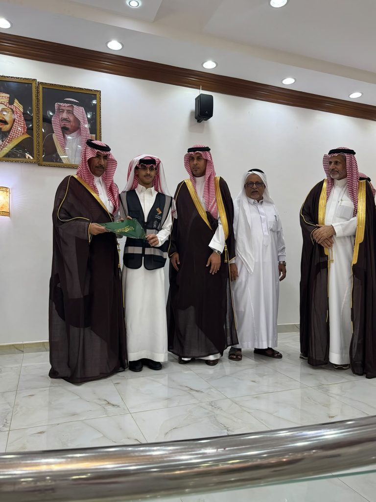 9436-768x1024-2 محافظ الداير يدشّن مقر جمعية تراحيب للتراث والثقافة